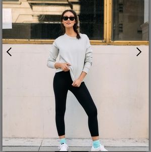 Black cropped maternity leggings